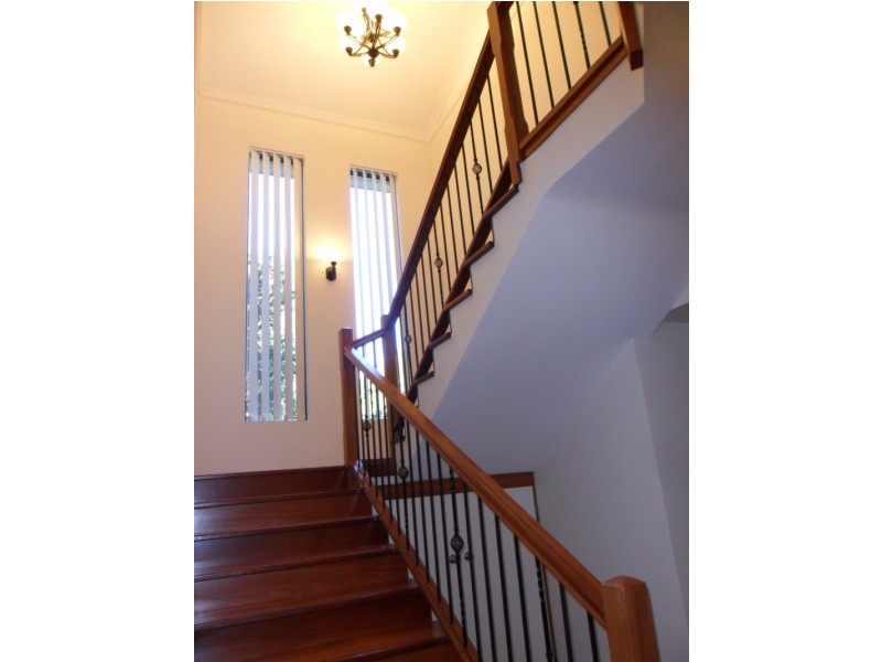 9A  Robinson Street, Ryde NSW 2112