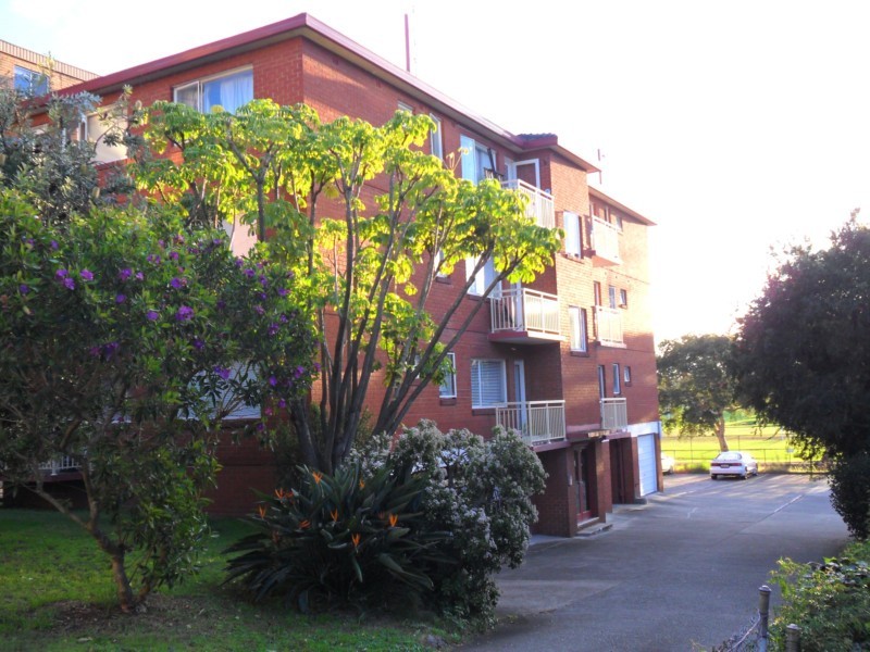 8/14A Meadow Crescent, Meadowbank NSW 2114