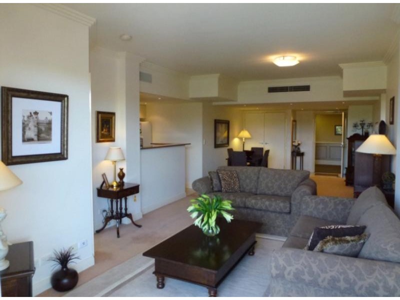 25/141 Bowden Street, Meadowbank NSW 2114