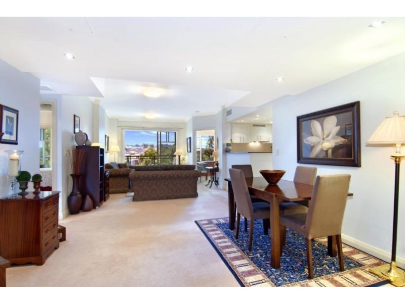 25/141 Bowden Street, Meadowbank NSW 2114