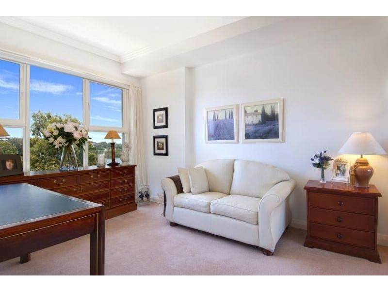 25/141 Bowden Street, Meadowbank NSW 2114