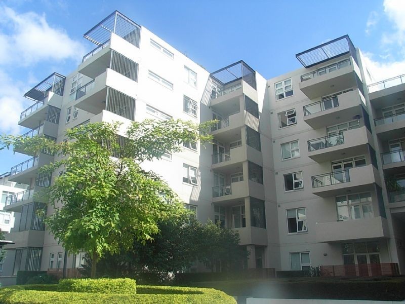 20/5 Bay Drive, Meadowbank NSW 2114