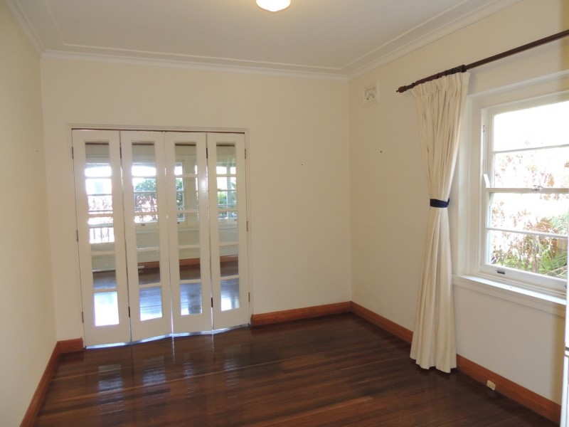 21 Fifth Avenue, Denistone NSW 2114