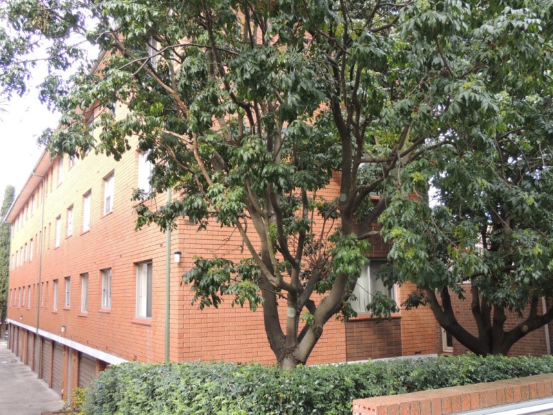 4/44 FORSTER, West Ryde NSW 2114