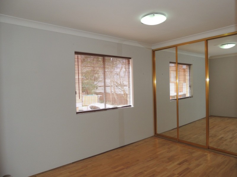 4/44 FORSTER, West Ryde NSW 2114