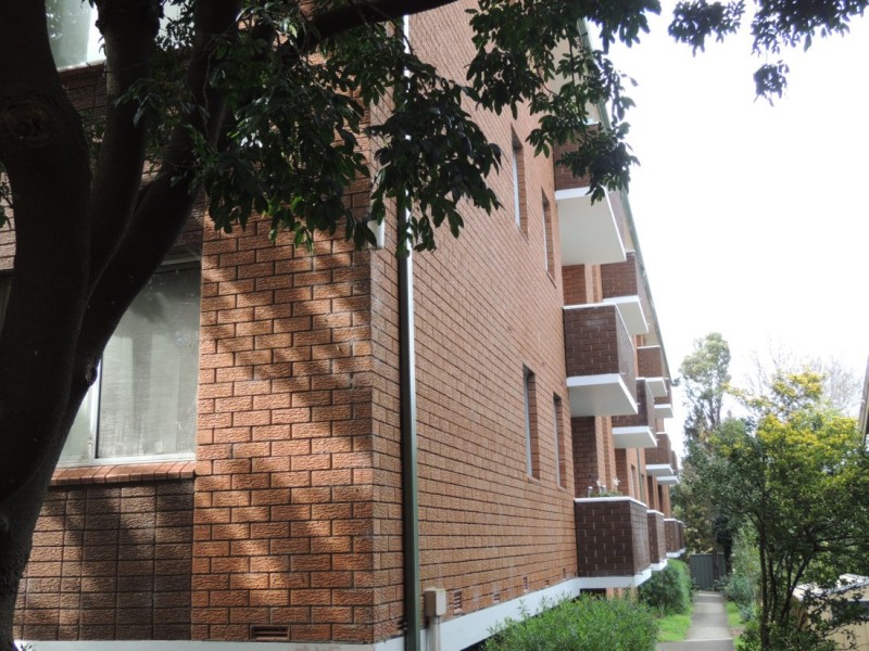 4/44 FORSTER, West Ryde NSW 2114