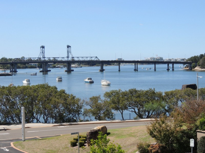 1/1 BAY DRIVE, Meadowbank NSW 2114