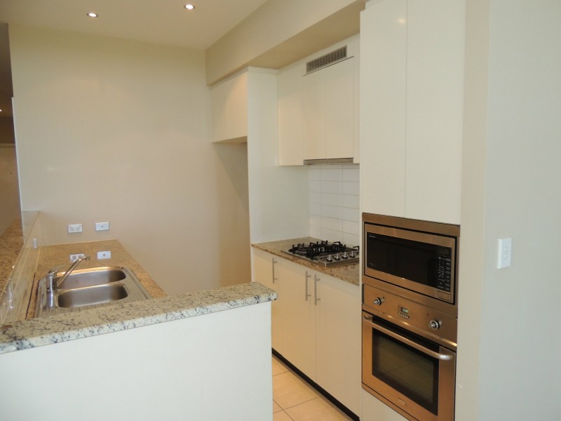 1/1 BAY DRIVE, Meadowbank NSW 2114