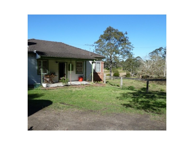 11 Lenaghans Drive, Minmi NSW 2287