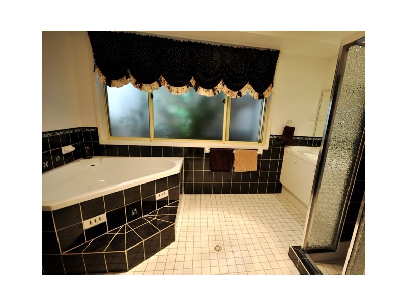 Caves Beach NSW 2281