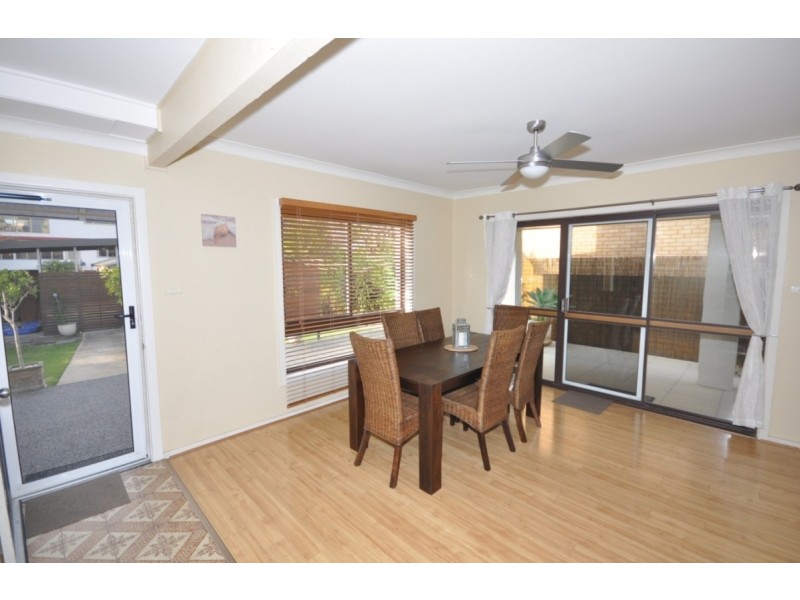 11 Cowlishaw Street, Redhead NSW 2290