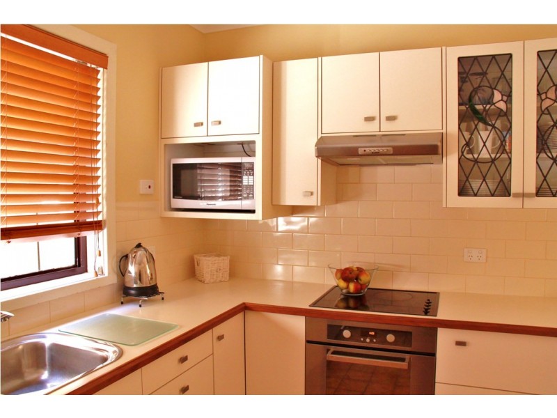 11 Cowlishaw Street, Redhead NSW 2290