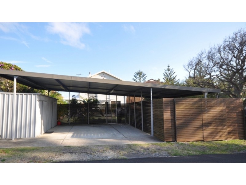 11 Cowlishaw Street, Redhead NSW 2290