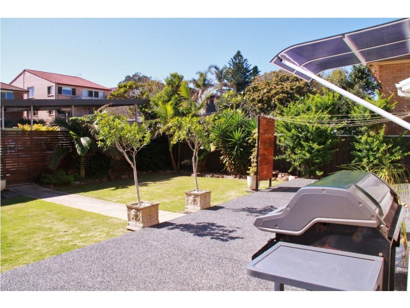 11 Cowlishaw Street, Redhead NSW 2290