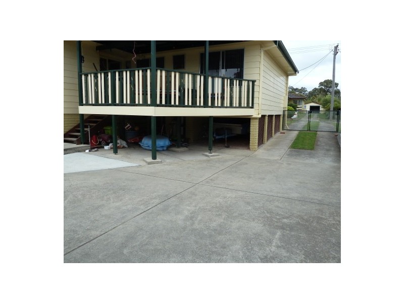 15 Rothbury Street, Maryland NSW 2287