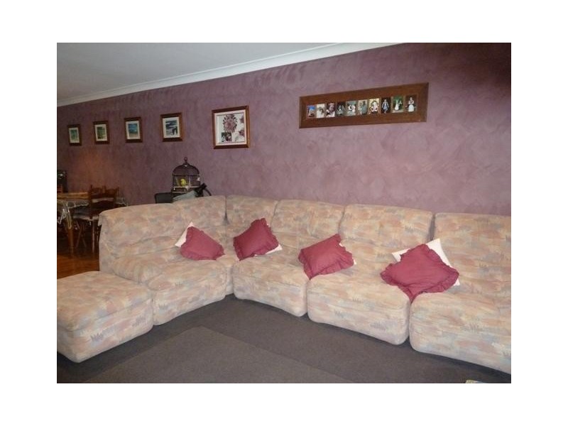 15 Rothbury Street, Maryland NSW 2287