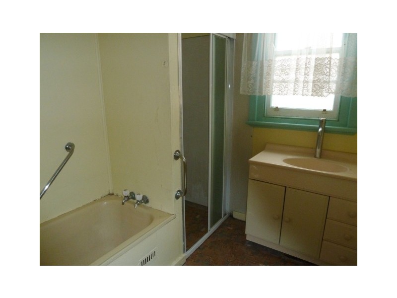 371 Pacific Highway, Highfields NSW 2289