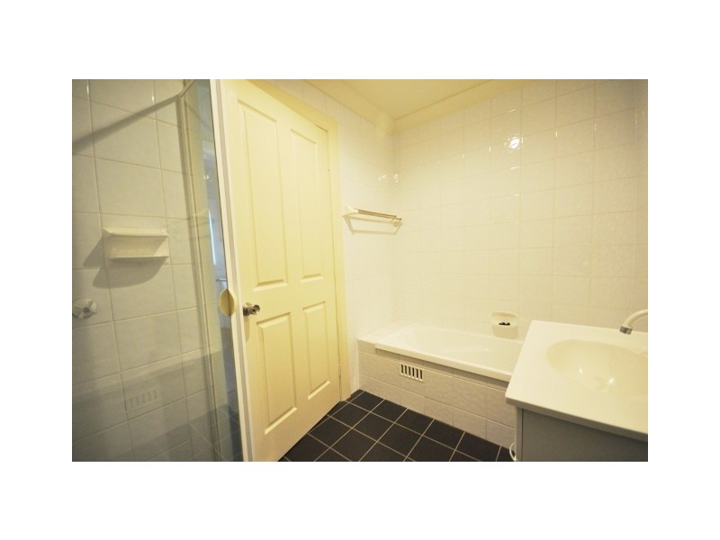 2 Ordnance Street, The Hill NSW 2300