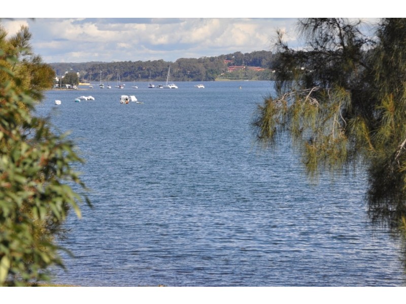 Warners Bay NSW 2282