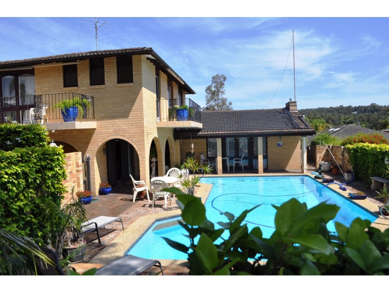 36 Regal Way, Valentine NSW 2280
