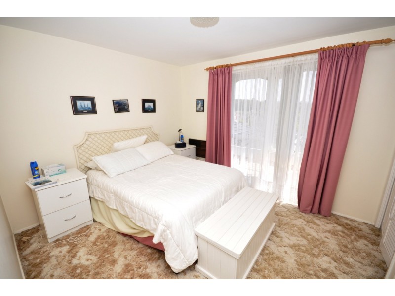 36 Regal Way, Valentine NSW 2280