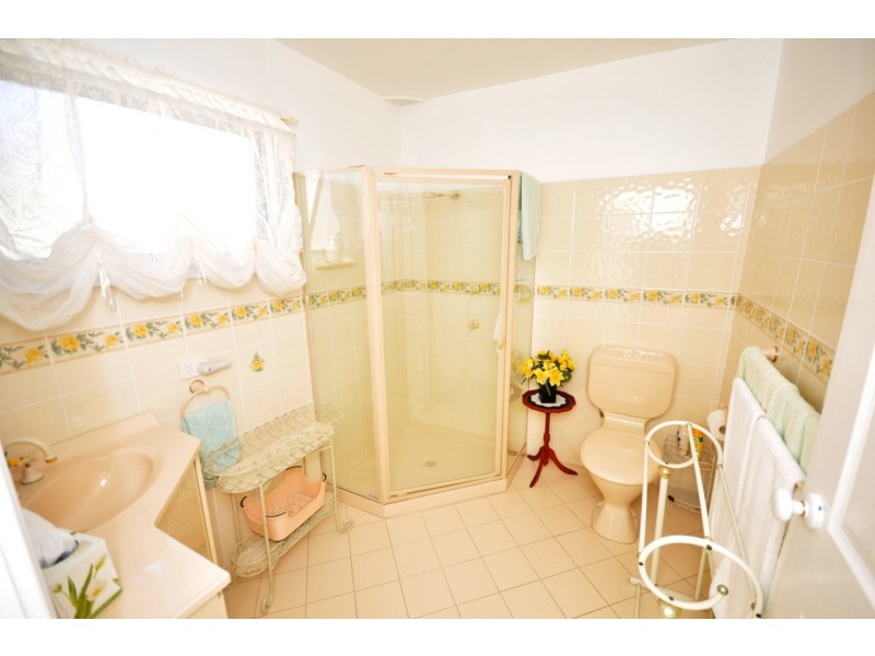 36 Regal Way, Valentine NSW 2280