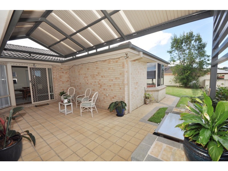 10 Robin Avenue, Cameron Park NSW 2285