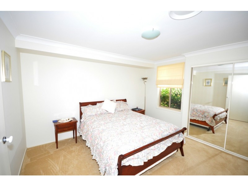 10 Robin Avenue, Cameron Park NSW 2285