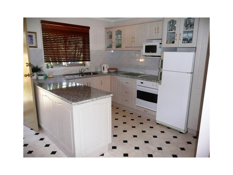 Unit 2 / 3 Fourth, Cardiff NSW 2285