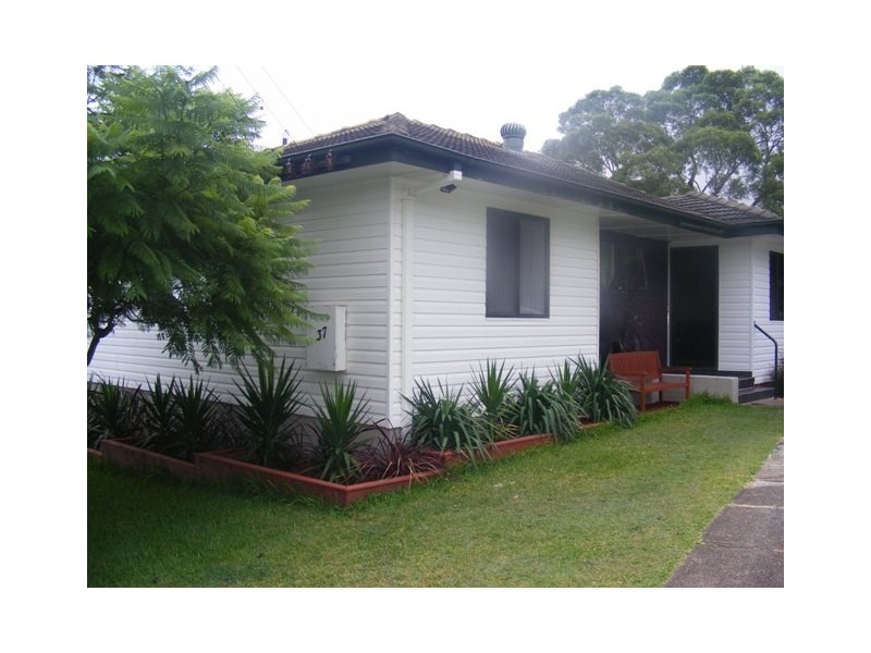 37 Alder Cresent, Gateshead NSW 2290