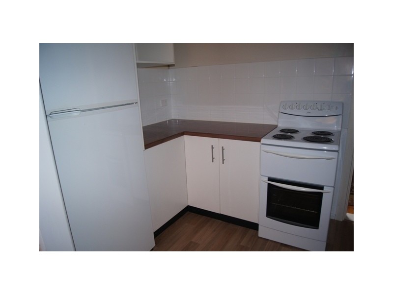 12 Guam St, Shortland NSW 2307