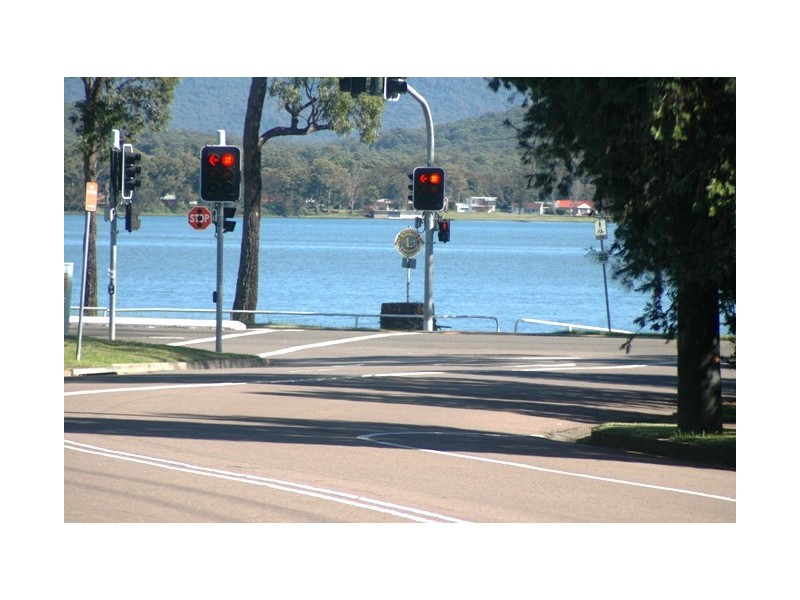 10 Glad Gunson Drive, Eleebana NSW 2282