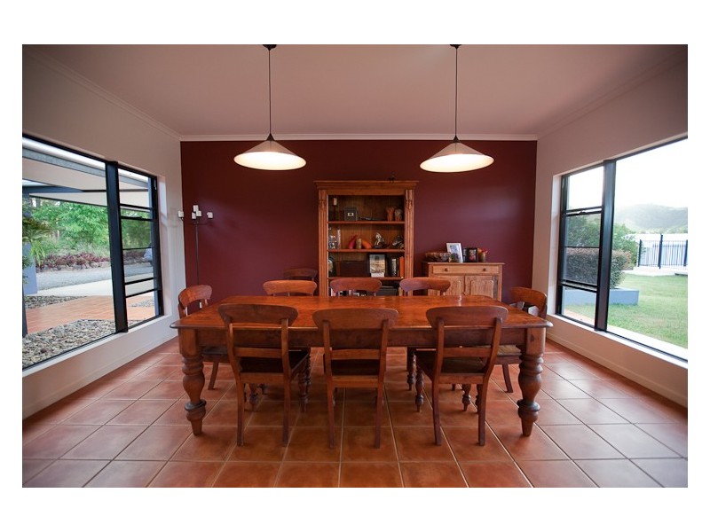 12 Tipping Road, Chatsworth QLD 4570