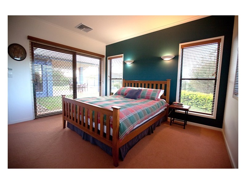 12 Tipping Road, Chatsworth QLD 4570
