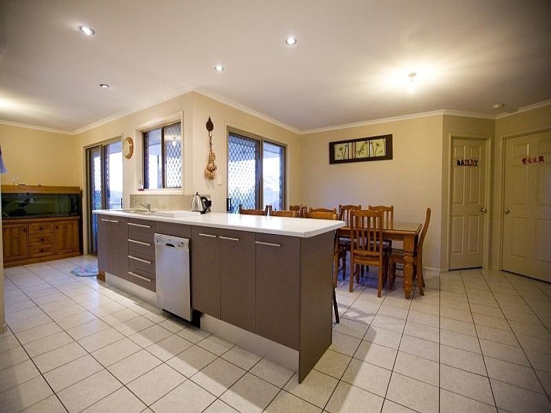 Chatsworth QLD 4570