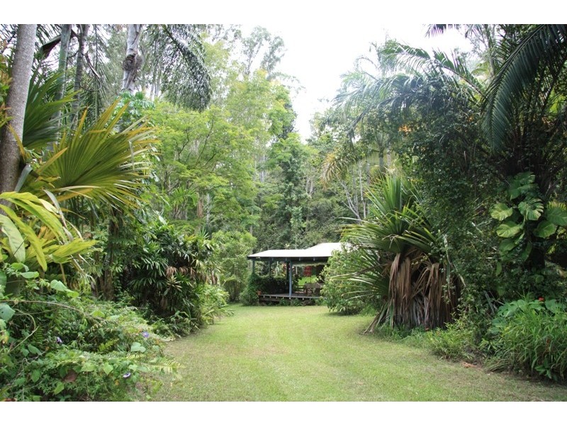 82 Francis Road, Kin Kin QLD 4571