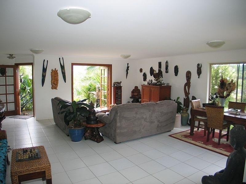 6 Leggetts Loop, Kin Kin QLD 4571