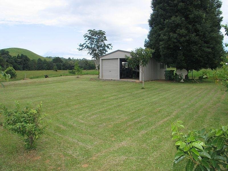 6 Leggetts Loop, Kin Kin QLD 4571