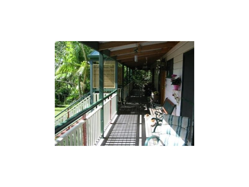 24 Queen Elizabeth, Cooloola Cove QLD 4580