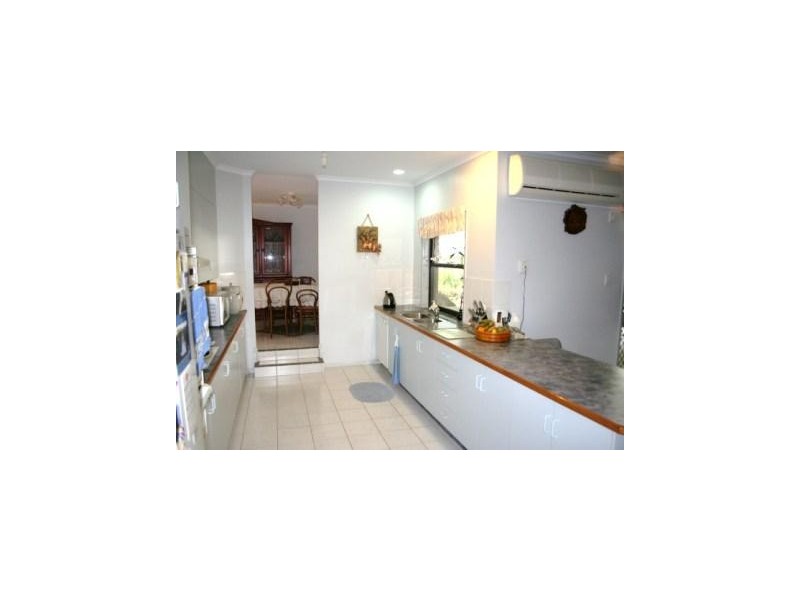 11 Threadfin street, Tin Can Bay QLD 4580