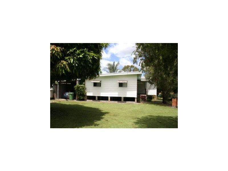 4 Parrot street, Tin Can Bay QLD 4580