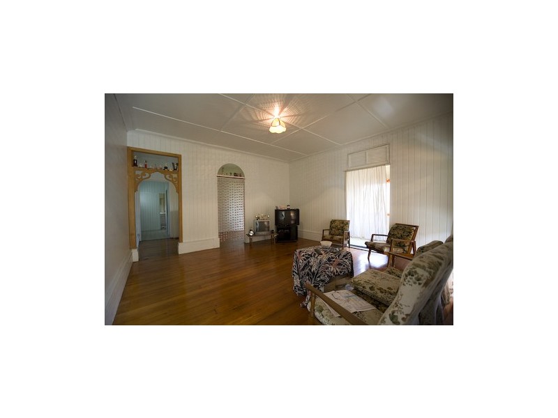 17 Caledonian Hill, Gympie QLD 4570