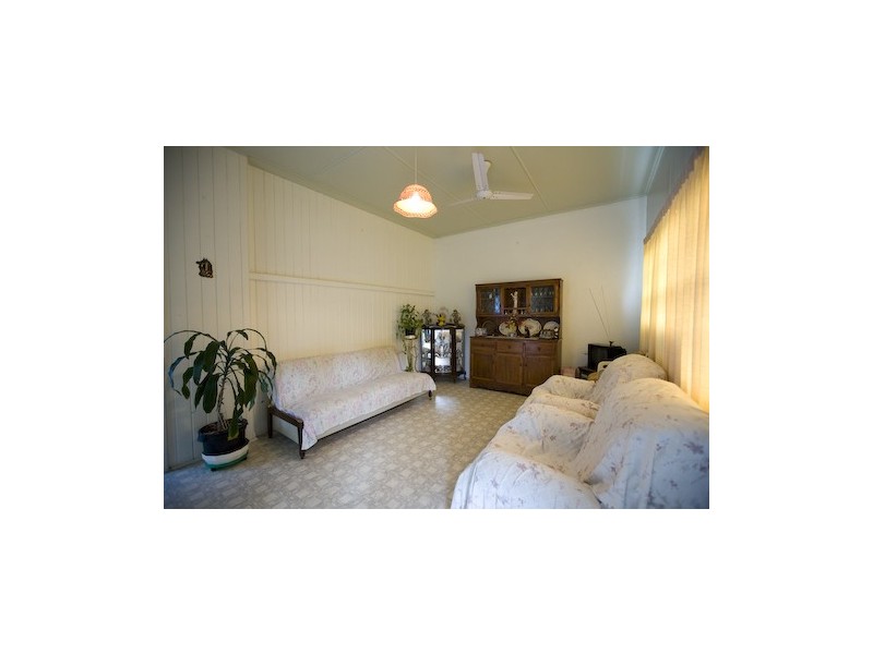 17 Caledonian Hill, Gympie QLD 4570