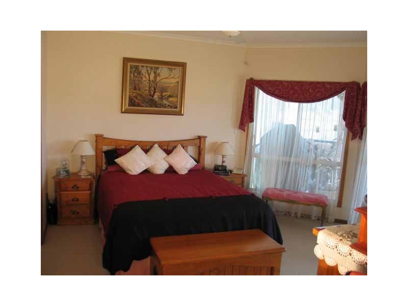 Theebine QLD 4570