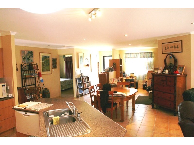 32 Canberra Ave, Cooloola Cove QLD 4580
