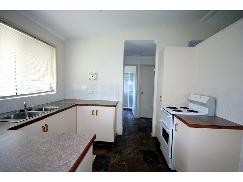 5 Barramundi st, Tin Can Bay QLD 4580