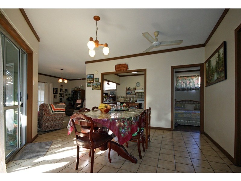 4 Tailor Street, Tin Can Bay QLD 4580