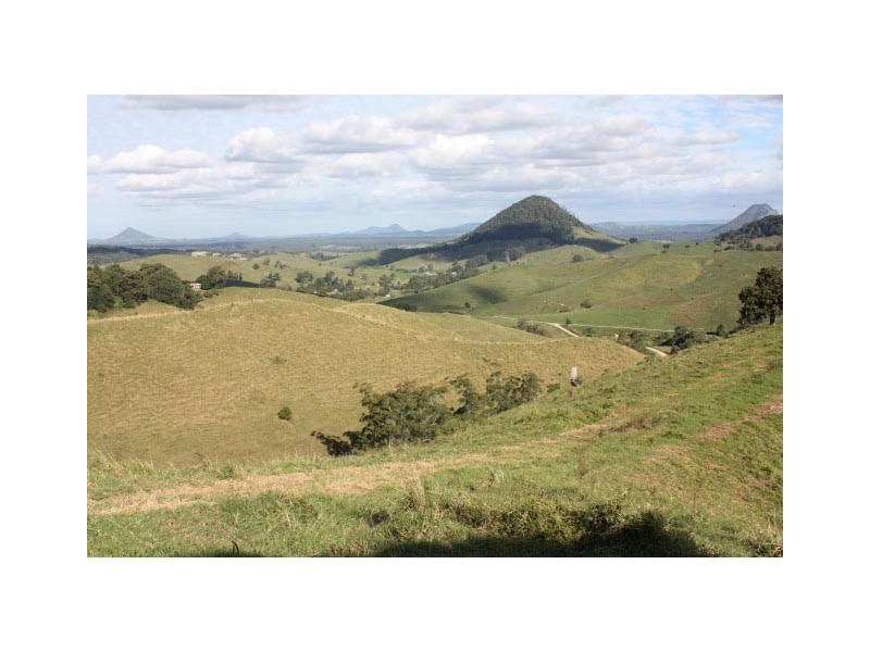 Pinbarren QLD 4568
