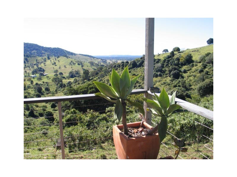 Goomboorian QLD 4570