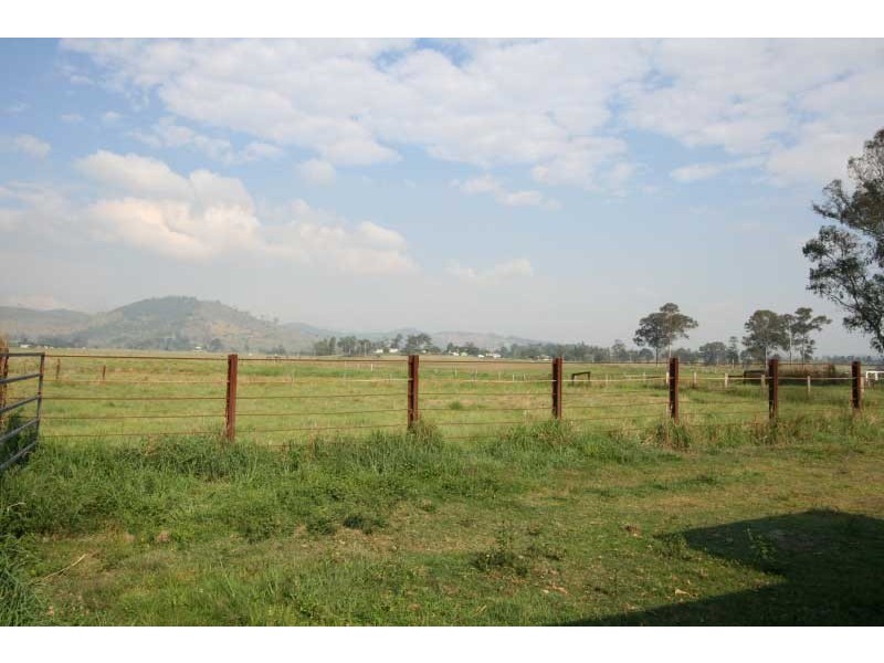 Kia Ora QLD 4570
